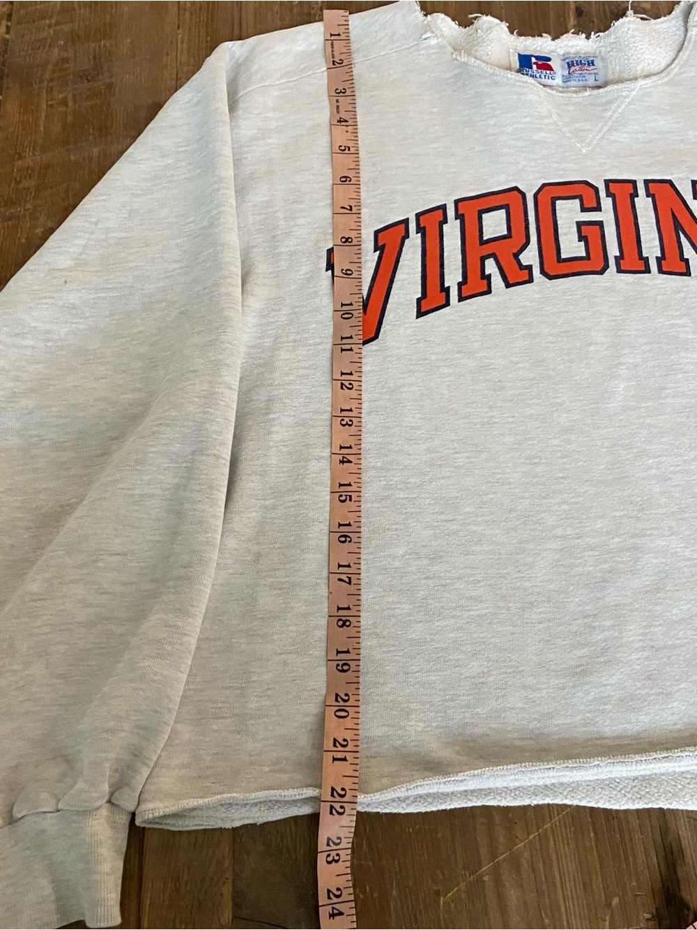 UVA Sweatshirt University of Virginia Gray Cropped UVA Sweatshirt Large - Picture 4 of 8